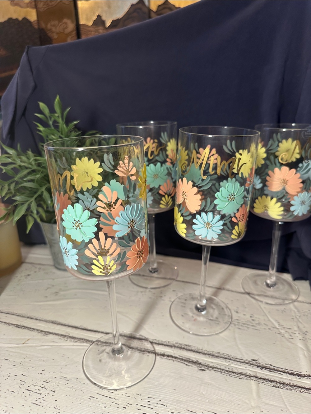 Floral Stemmed Wine Glasses — Pastel Daisy Pattern set 9” tall stems 4-Set